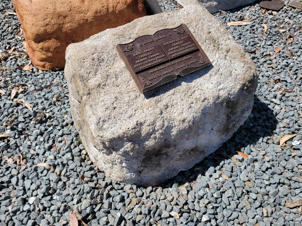 Memorial Rock Urn 1910 Extra-Large  Natural Riversand