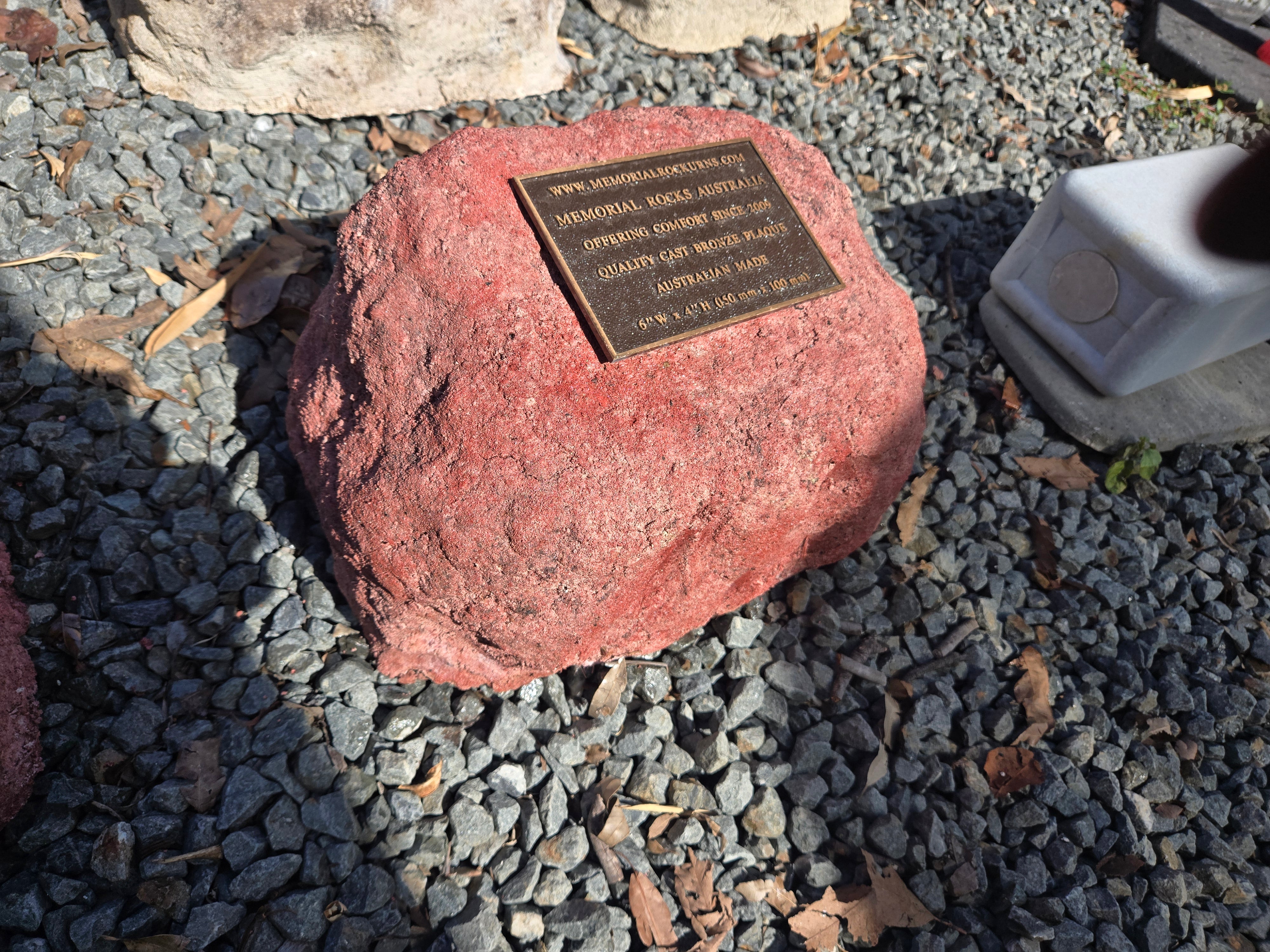 Memorial Rock Urn 2128 Regular Red