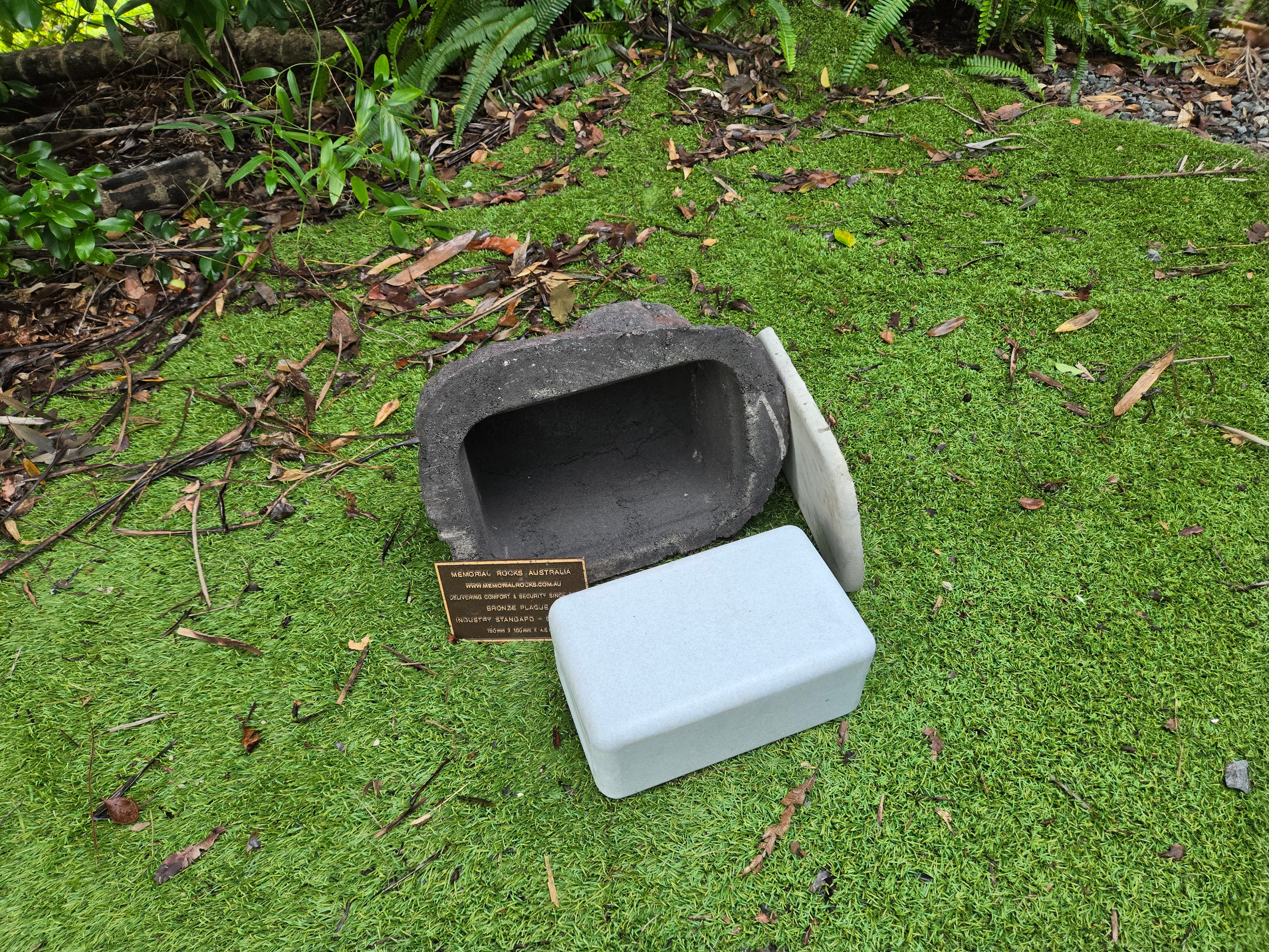 Memorial Rock Urn  2147 Regular Black